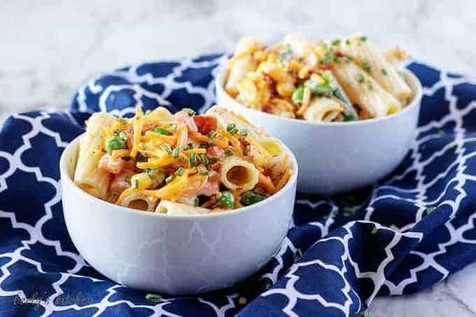 Cold pasta salad with vegetables