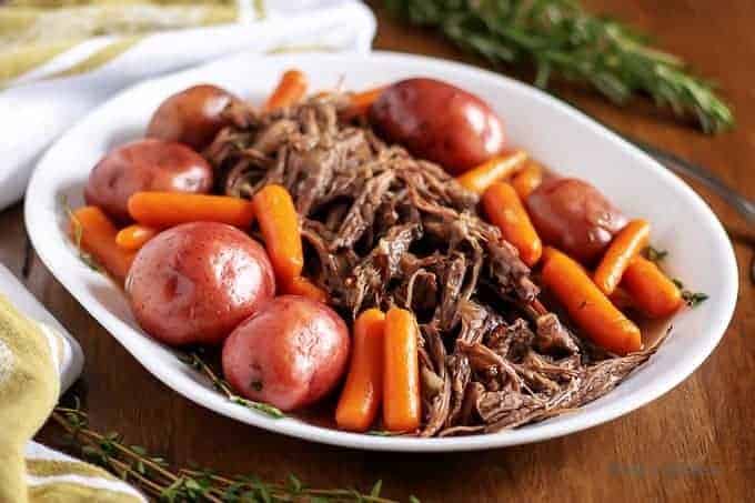 Instant pot pot roast with vegetables