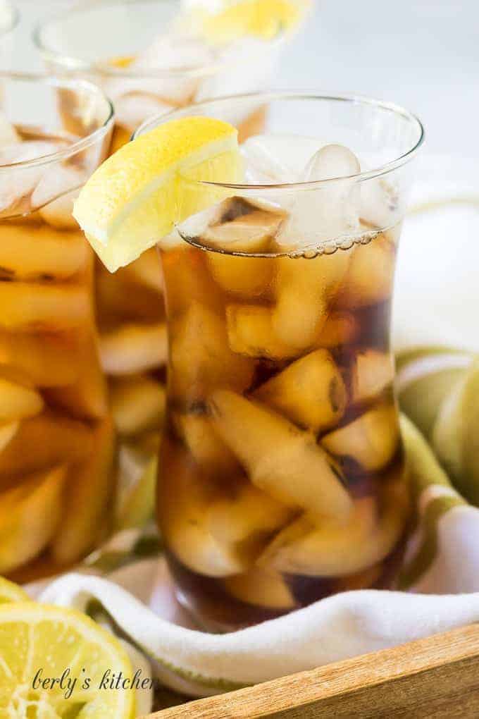 Glass of Instant Pot Iced Tea with lemon.