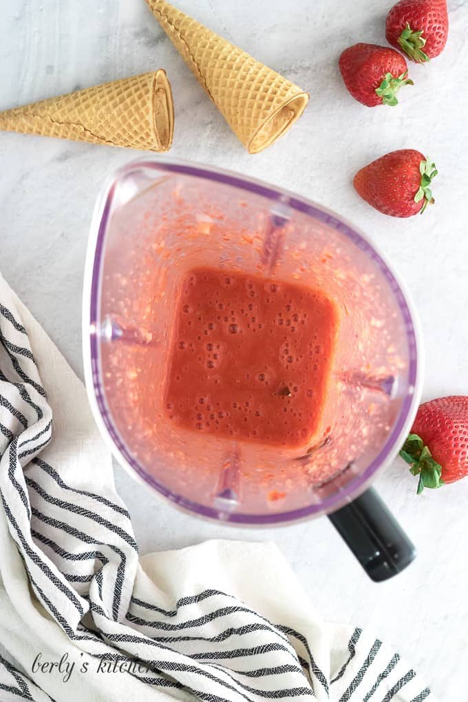 The rest of the fresh strawberries pureed in a blender.