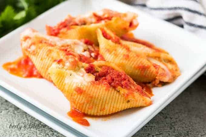 Ricotta spinach stuffed pasta shells