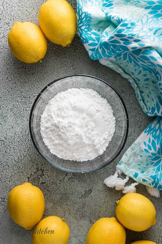 Powdered sugar in a small mixing bowl.