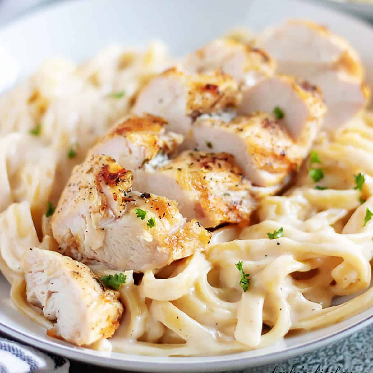 Homemade chicken alfredo recipe