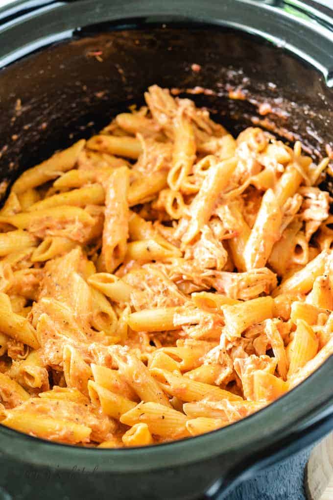 Easy Slow Cooker Creamy Chicken Pasta | Berly's Kitchen