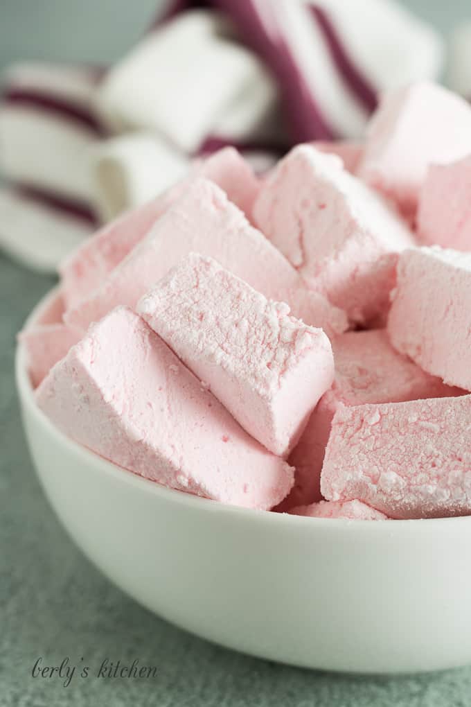 A photo showing the texture of the marshmallows.