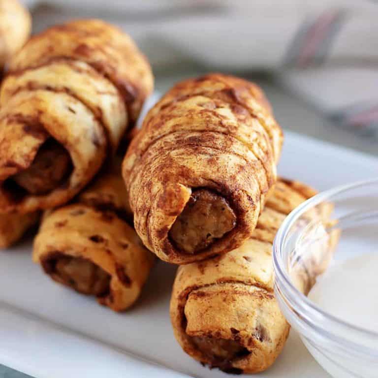 Cinnamon roll sausage pigs in a blanket recipe