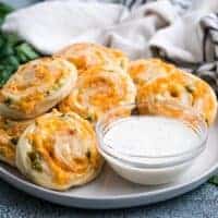 The cheesy jalapeno popper rolls served with ranch dressing.