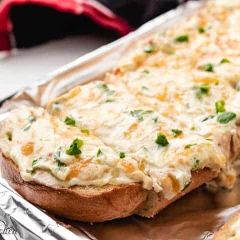 The cheesy jalapeno popper bread cut into slices.