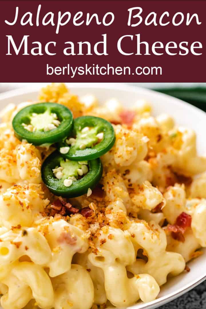 Creamy macaroni and cheese with jalapenos and bacon.