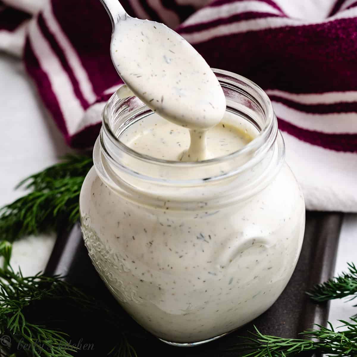 Dill salad dressing