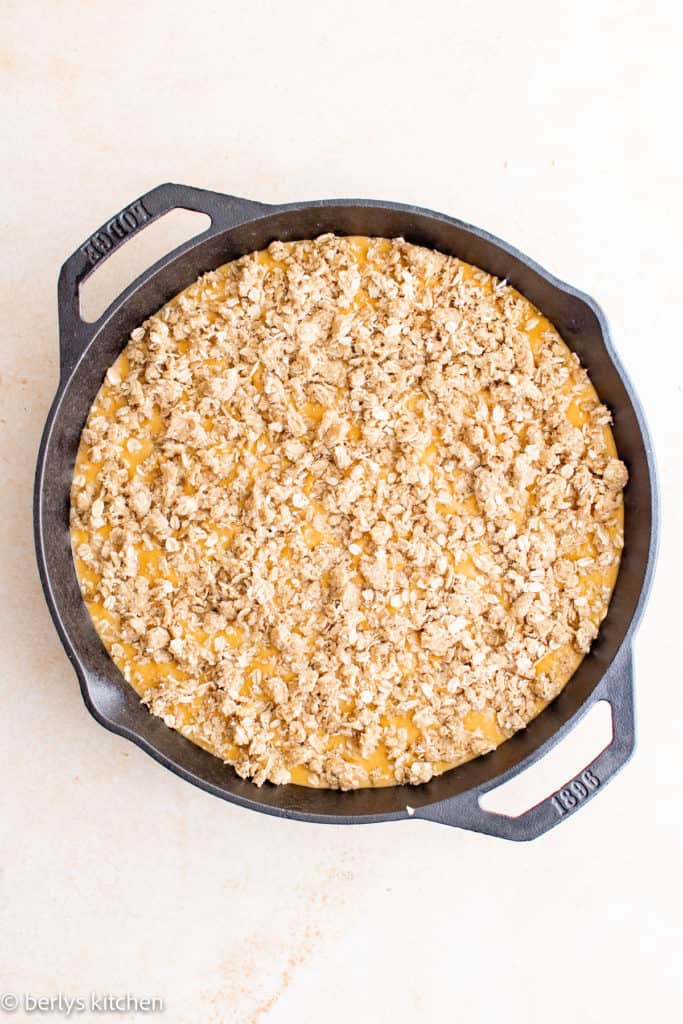 Top down view assembled pumpkin crisp.