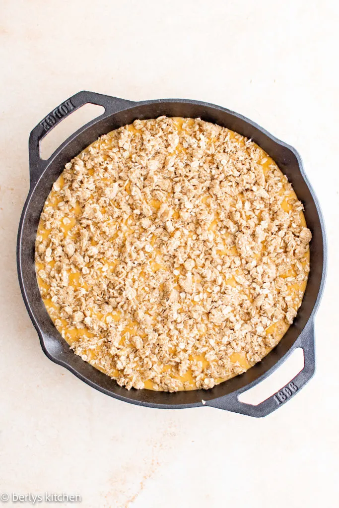 Top down view assembled pumpkin crisp.