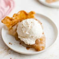 Water pie with a scoop of ice cream.