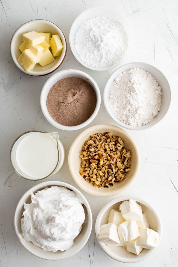 Top down of ingredients needed for chocolate lasagna.