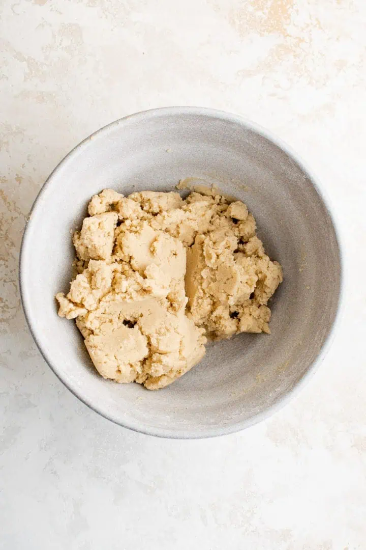 Cookie batter in a bowl.