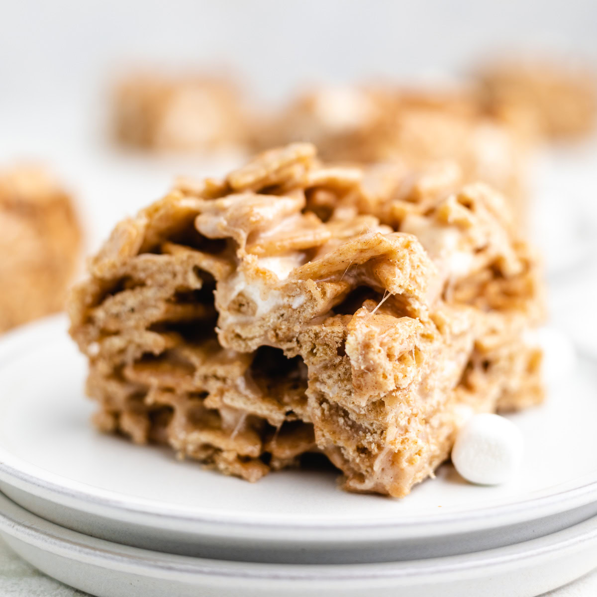 Cinnamon toast crunch bars