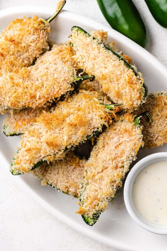 Close up view of crunchy baked jalapeño poppers.