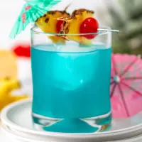 Electric smurf cocktail in a glass.