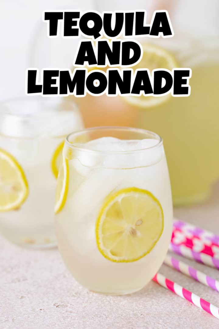 Glass of tequila lemonade with ice.