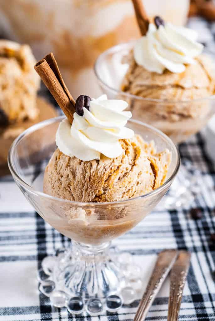 Pumpkin spice latte ice cream in a dish.