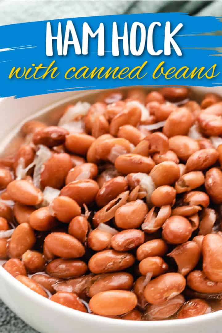 Close up view of a bowl of beans.