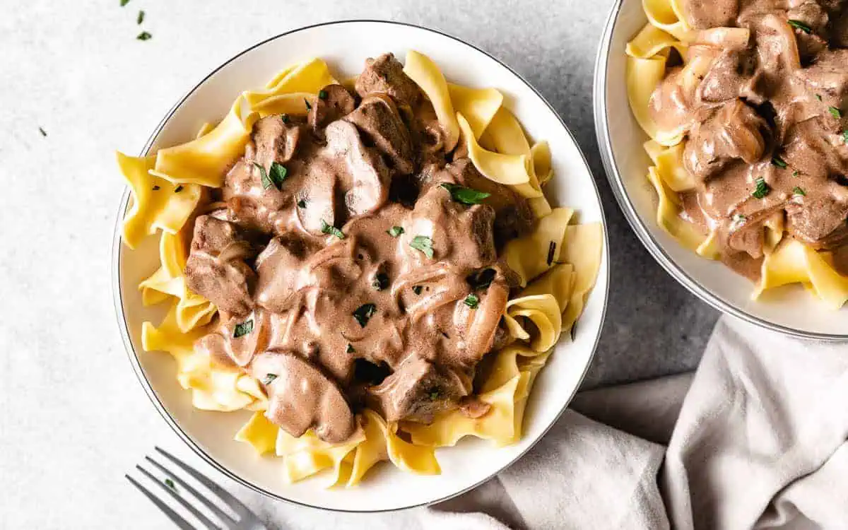 Beef stroganoff with noodles.