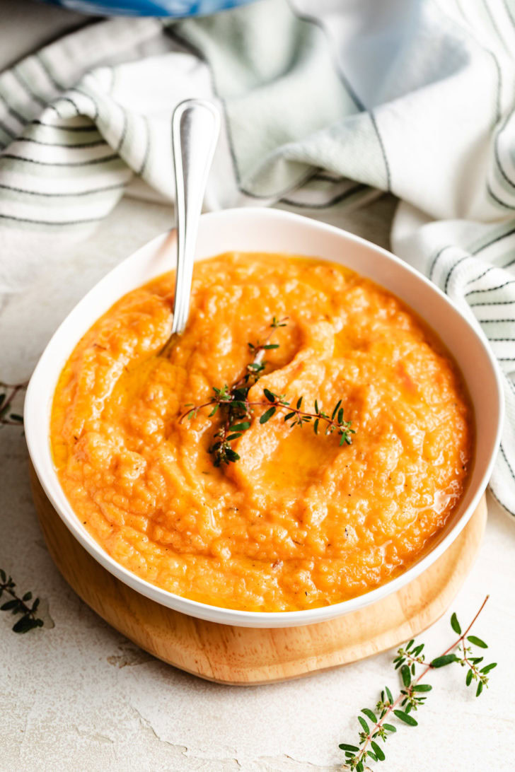 Creamy rutabaga soup with thyme.