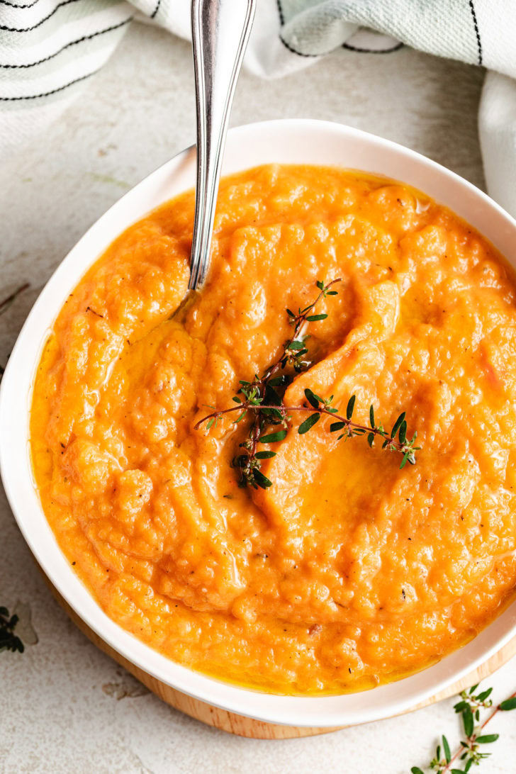 Roasted rutabaga soup in a bowl.