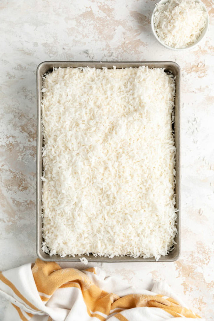 Coconut cake in a pan.