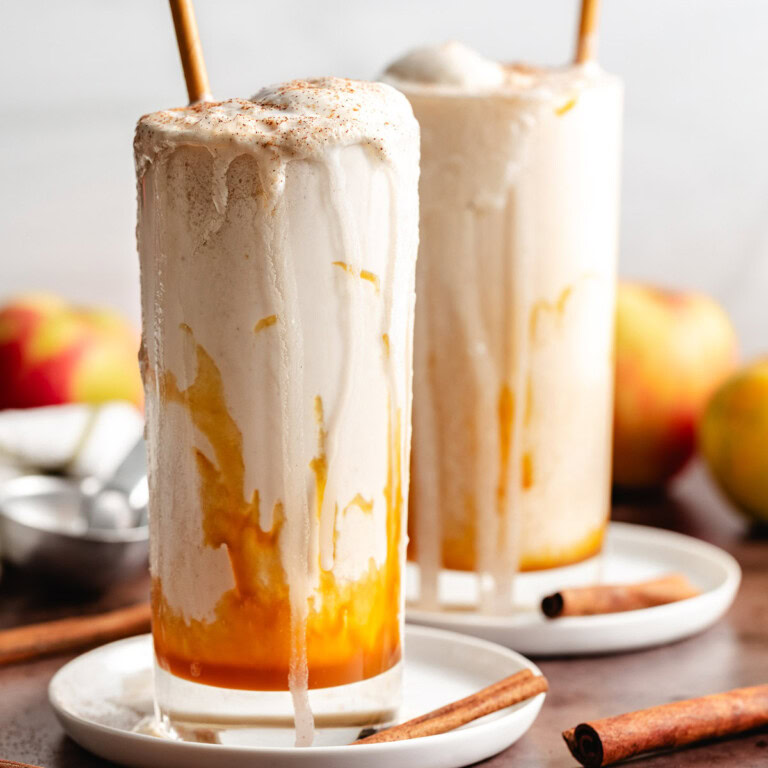 2 Ingredient Apple Cider Floats