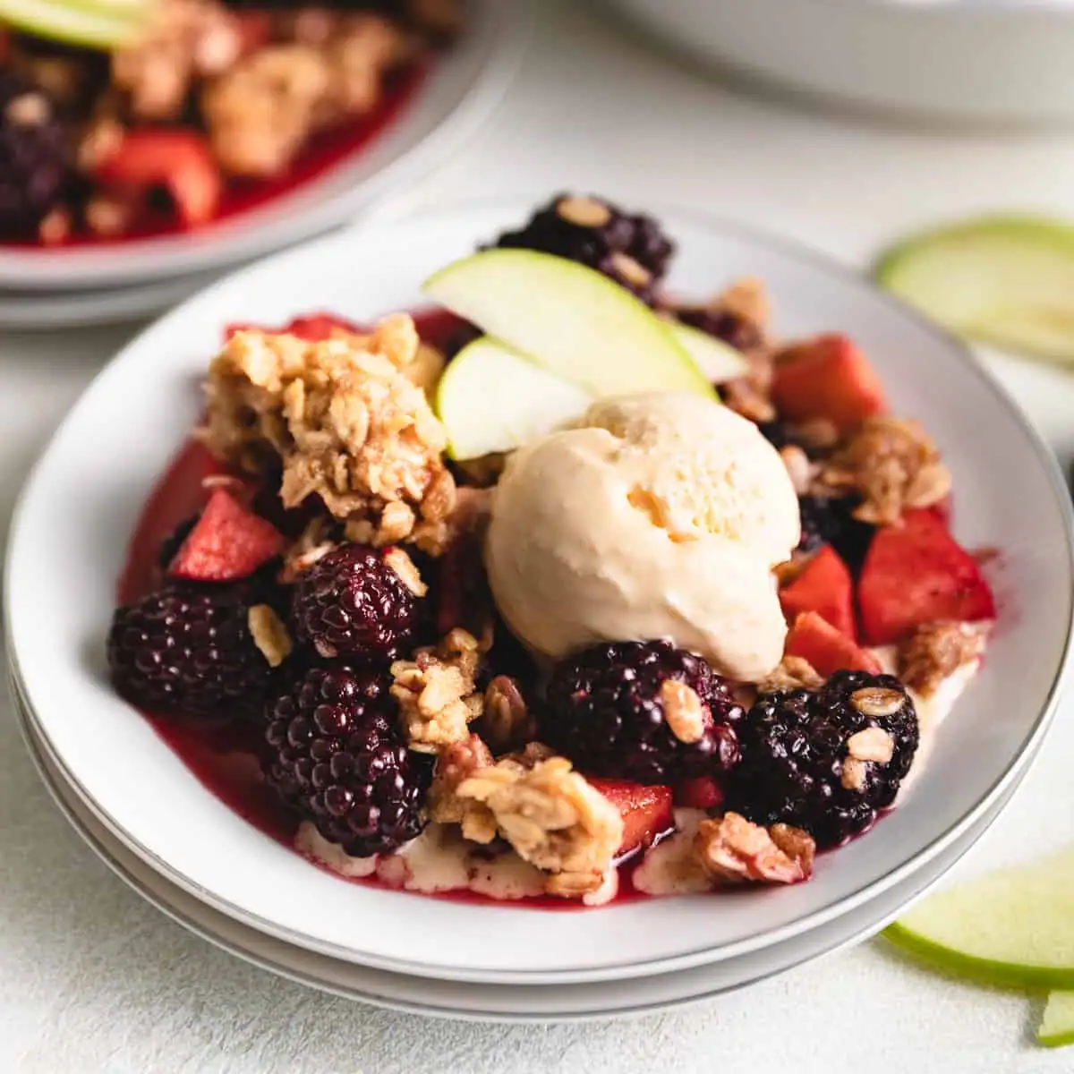 Apple Blackberry Crumble