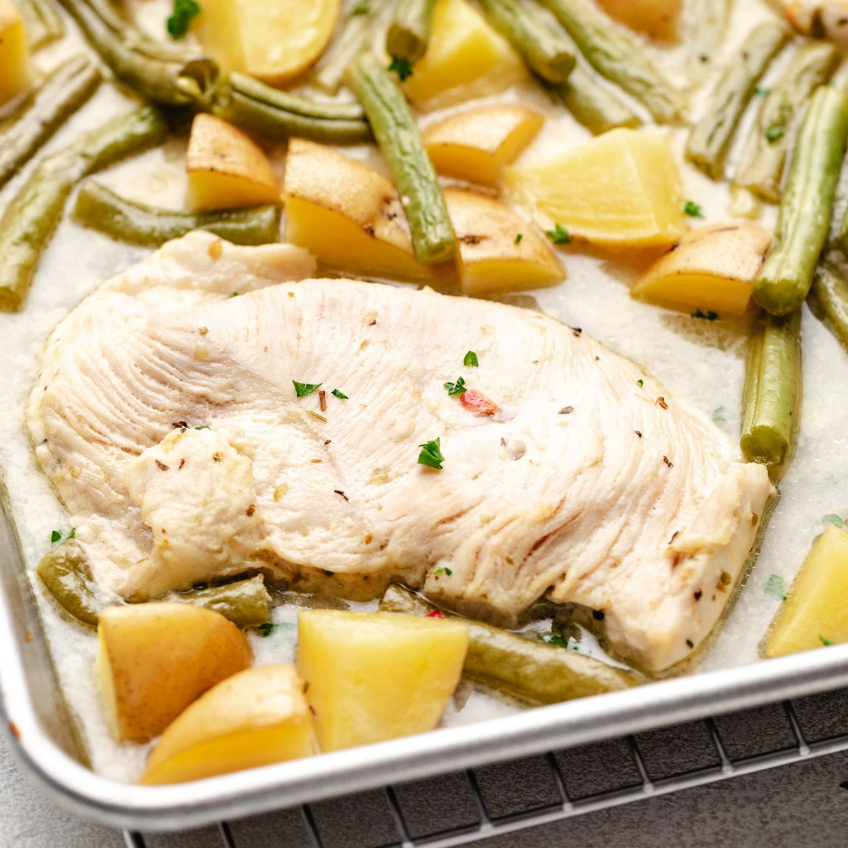 One Pan Chicken Green Beans and Potatoes